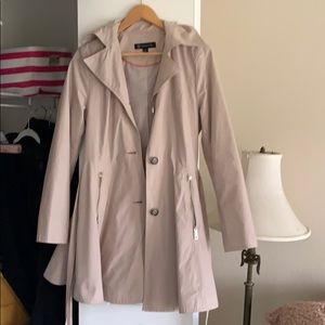 INC trench coat M
